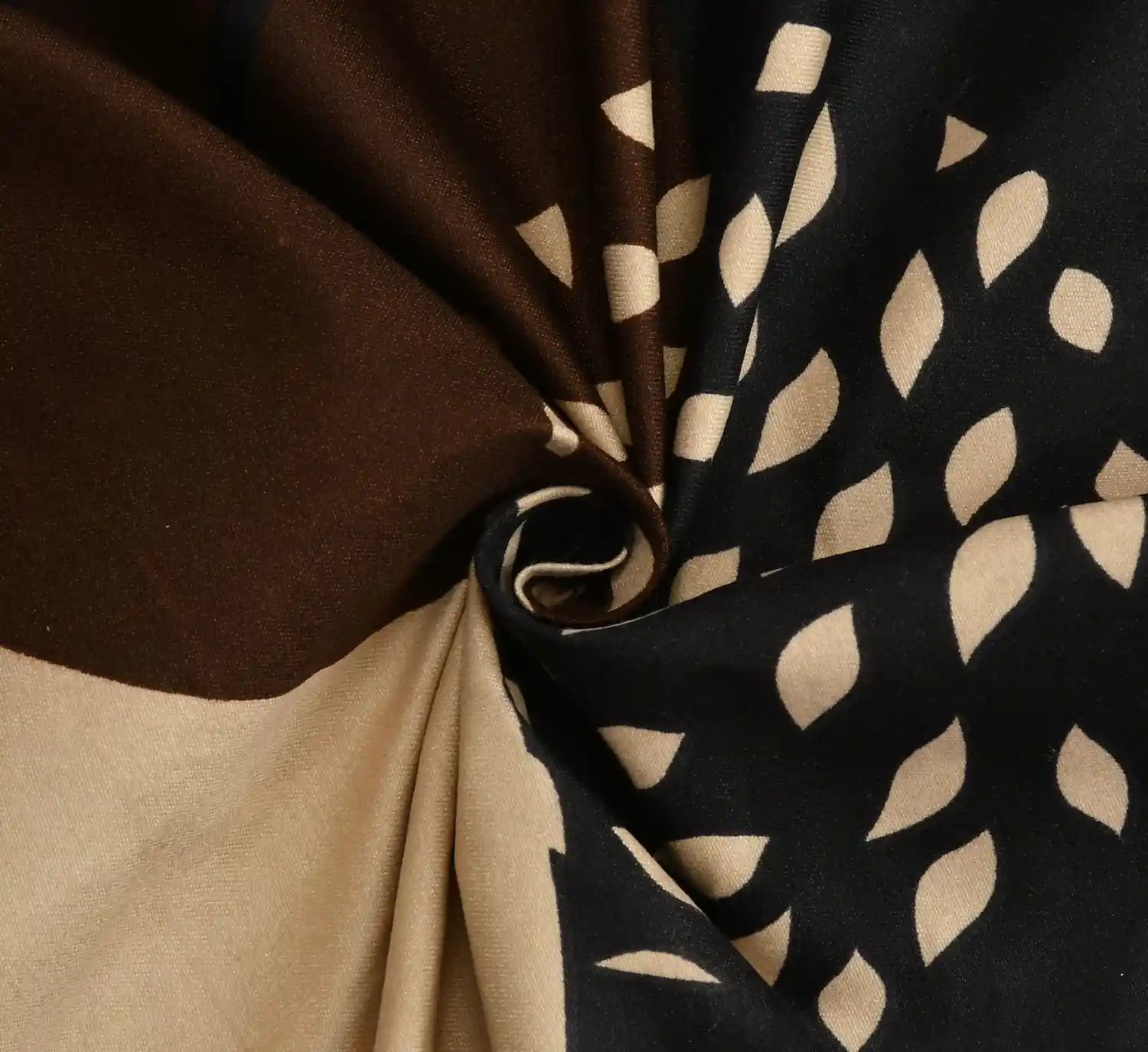 Brooklyn - King - Fitted Bedsheet (78×72 inches)