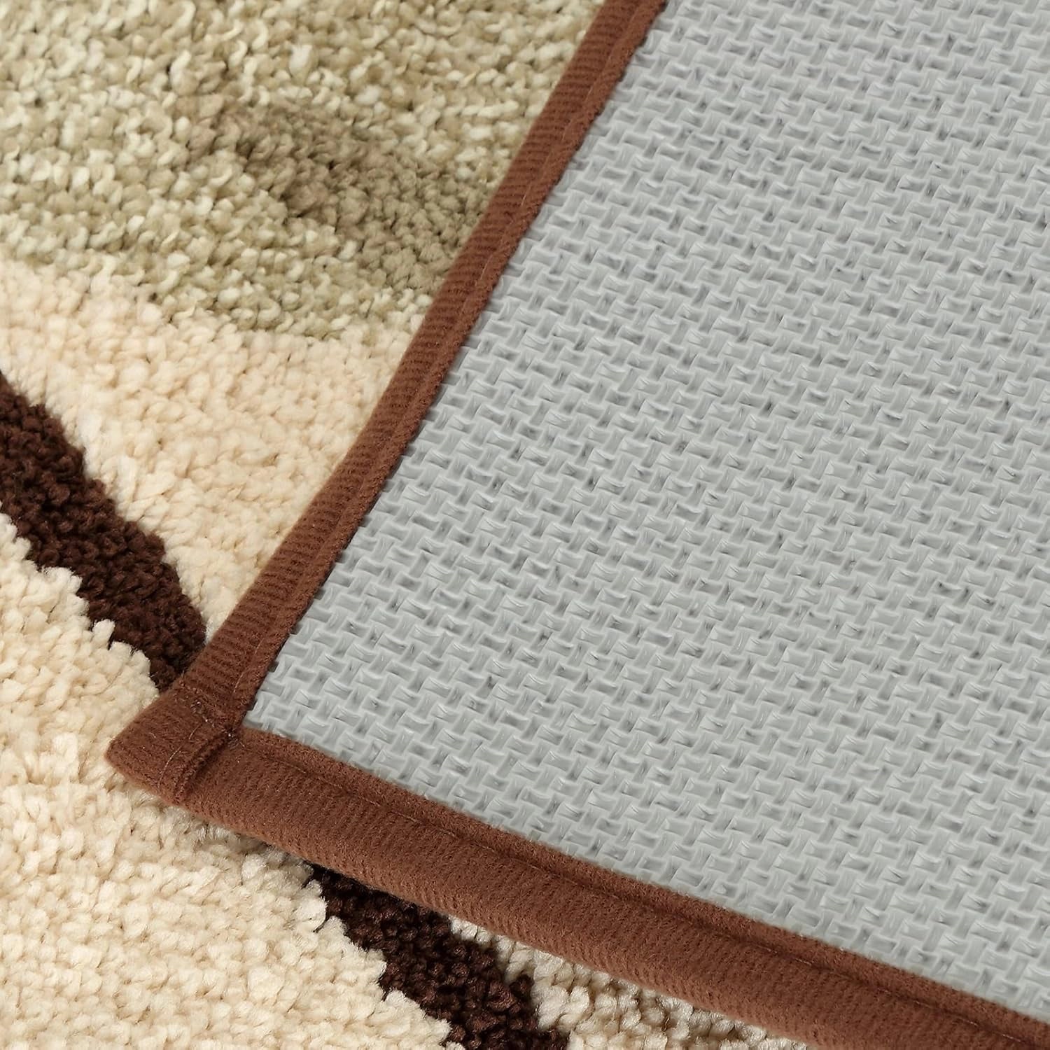 close up of bath mat surface showing soft textured microfiber fabric
