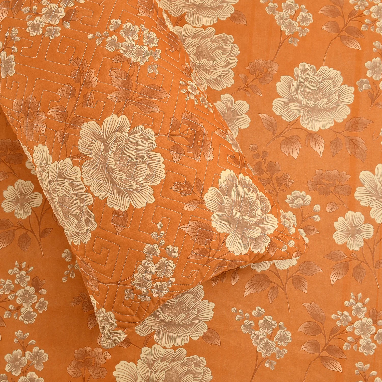 Crimsona - 5 Pieces - Quilted Bedding Set (90 x 90 inches)