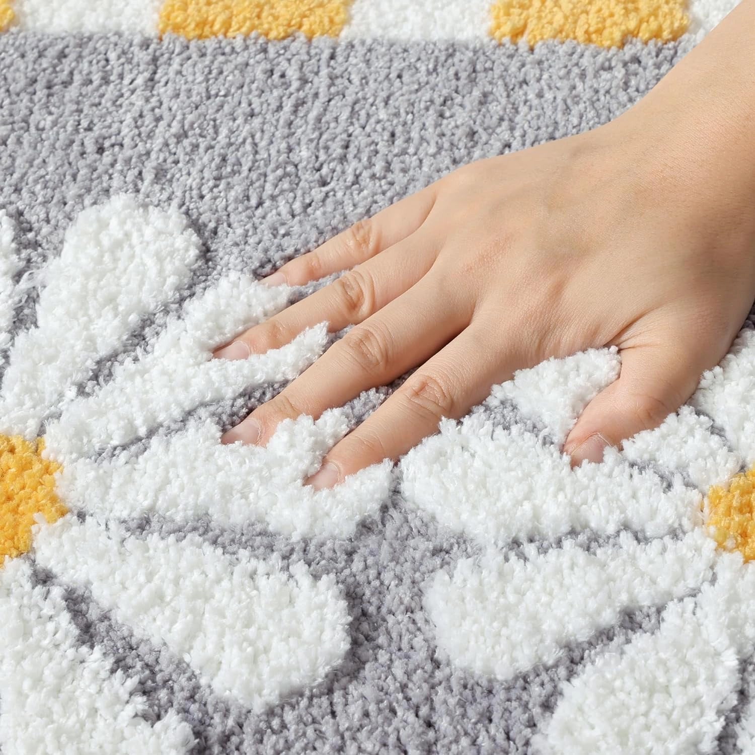 Daffodils Grey - Anti-Slip Microfibre Doormat (40x60 cm) - Pack of 1