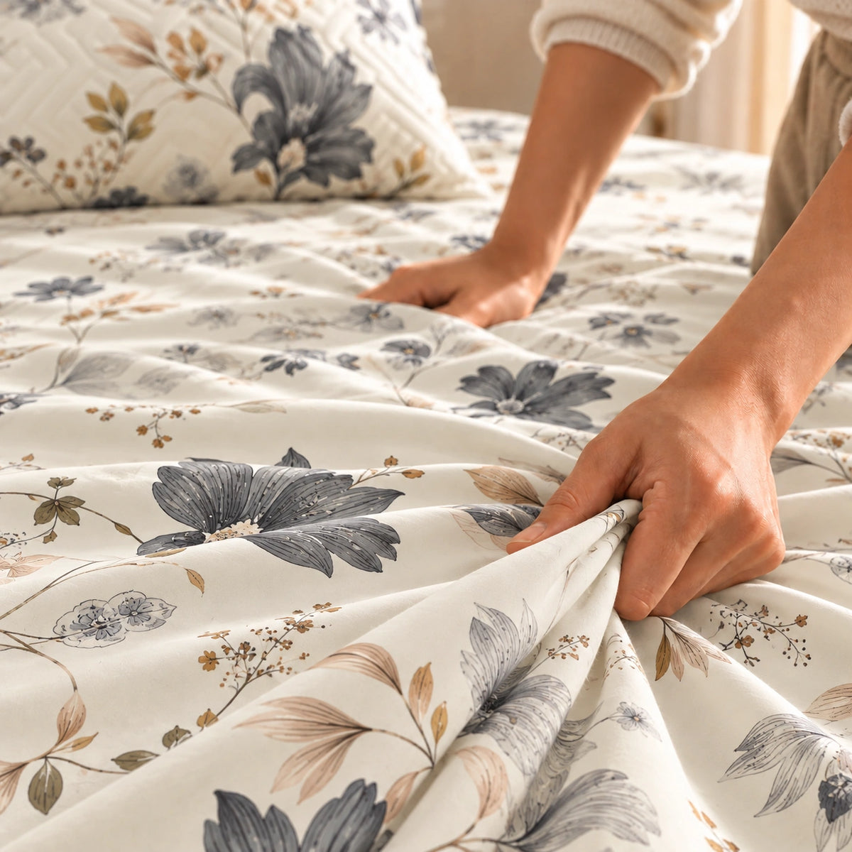 Haley - 5 Pieces - Quilted Bedding Set (90 x 90 inches)