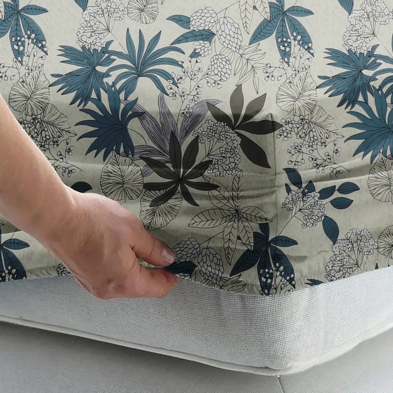 Miami - King - Fitted Bedsheet (78×72 inches)