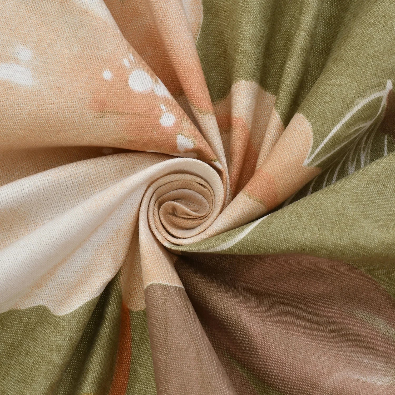 Olivia - 5 Pieces - Quilted Bedding Set (90 x 90 inches)