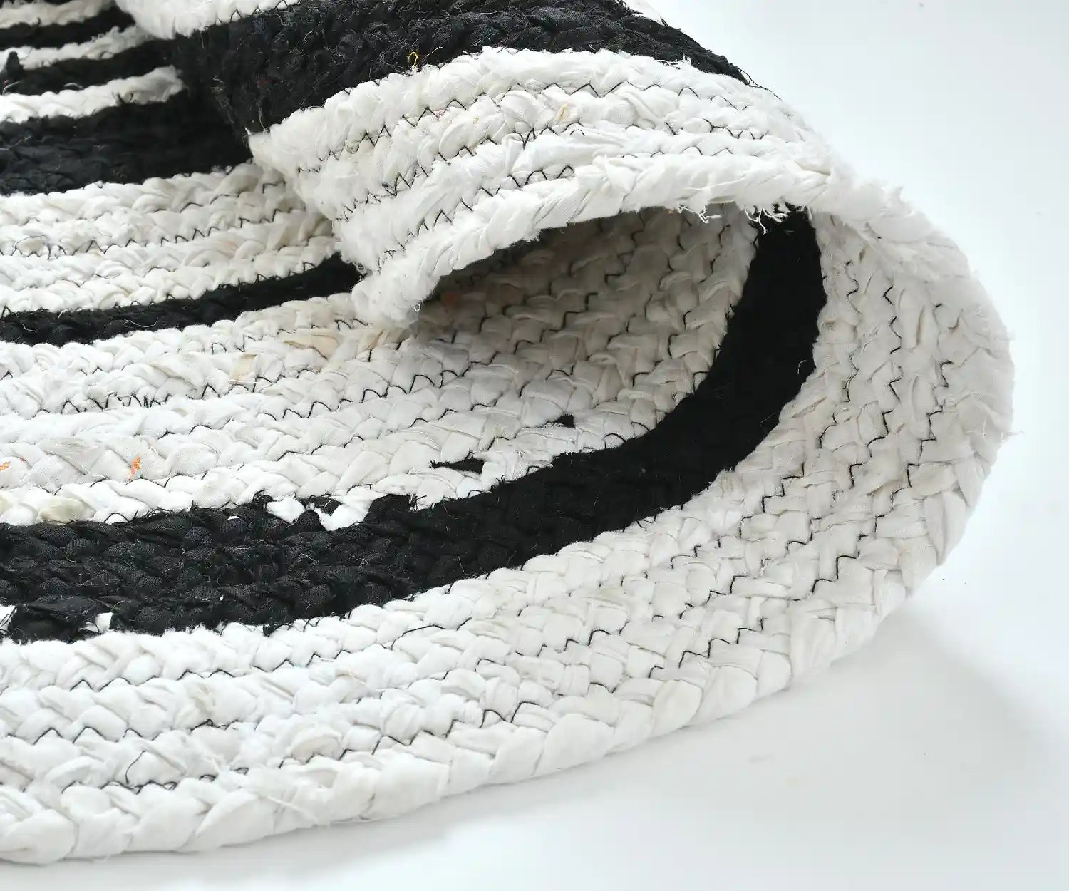 Recycled Cotton Rug - Dalmation