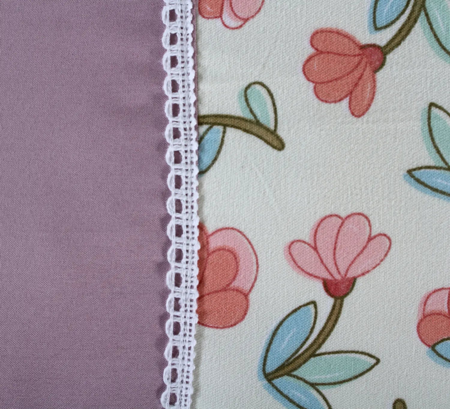 Rosebud - Panel - King Fitted Bedsheet (78×72 inches)