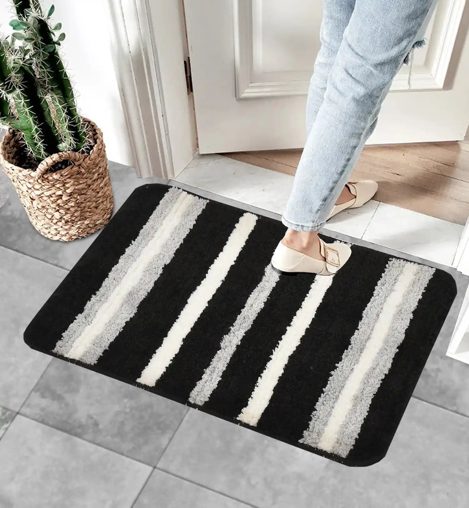 Venice - Black Microfibre Doormat (Pack of 2)