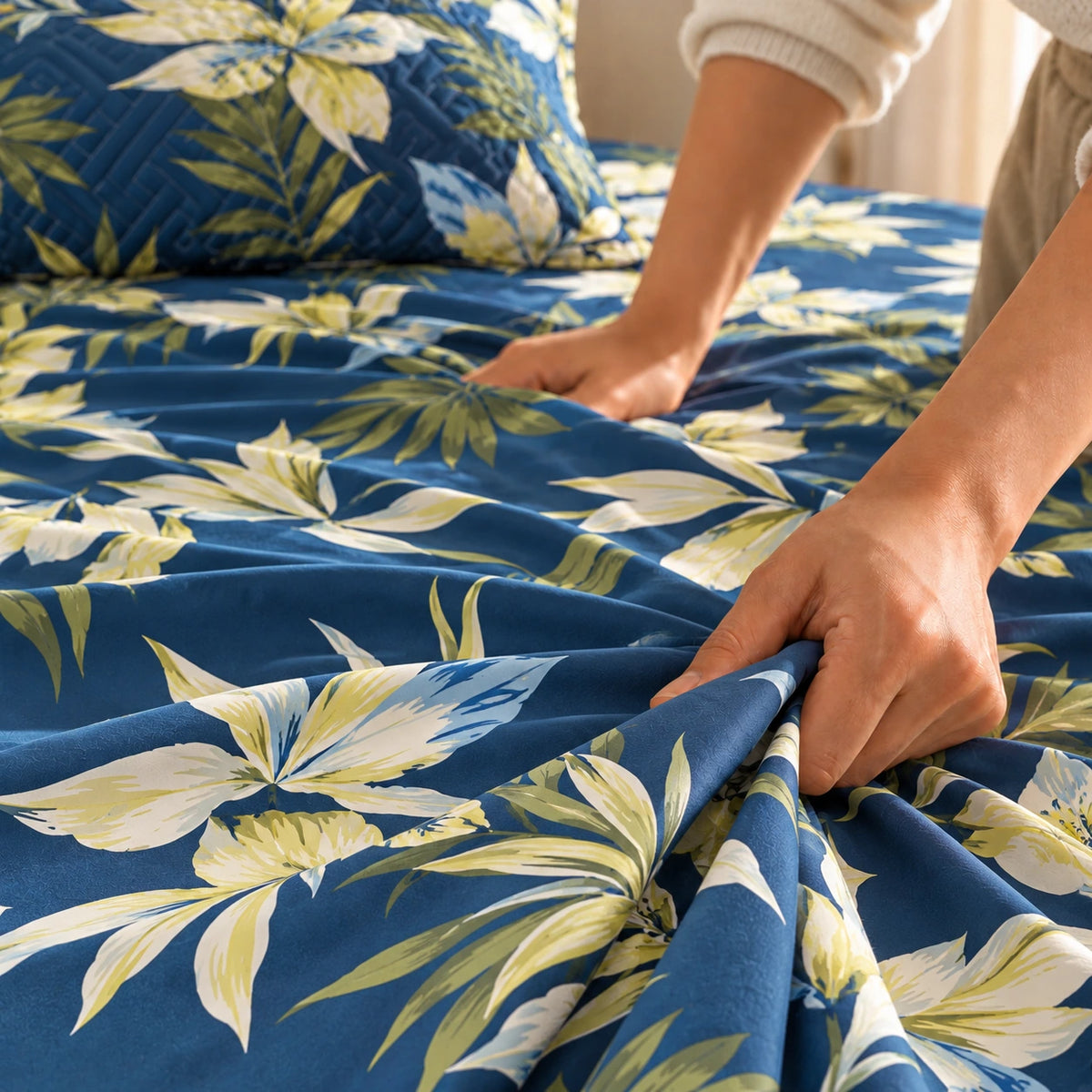 Devinity - 5 Pieces - Quilted Bedding Set (90 x 90 inches)