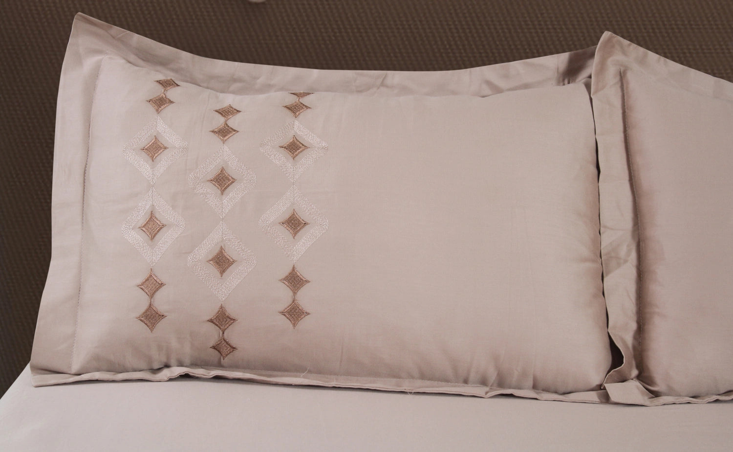 EDEN - Gem Truffle - Pure Cotton King Bedsheet (108×108 inches)