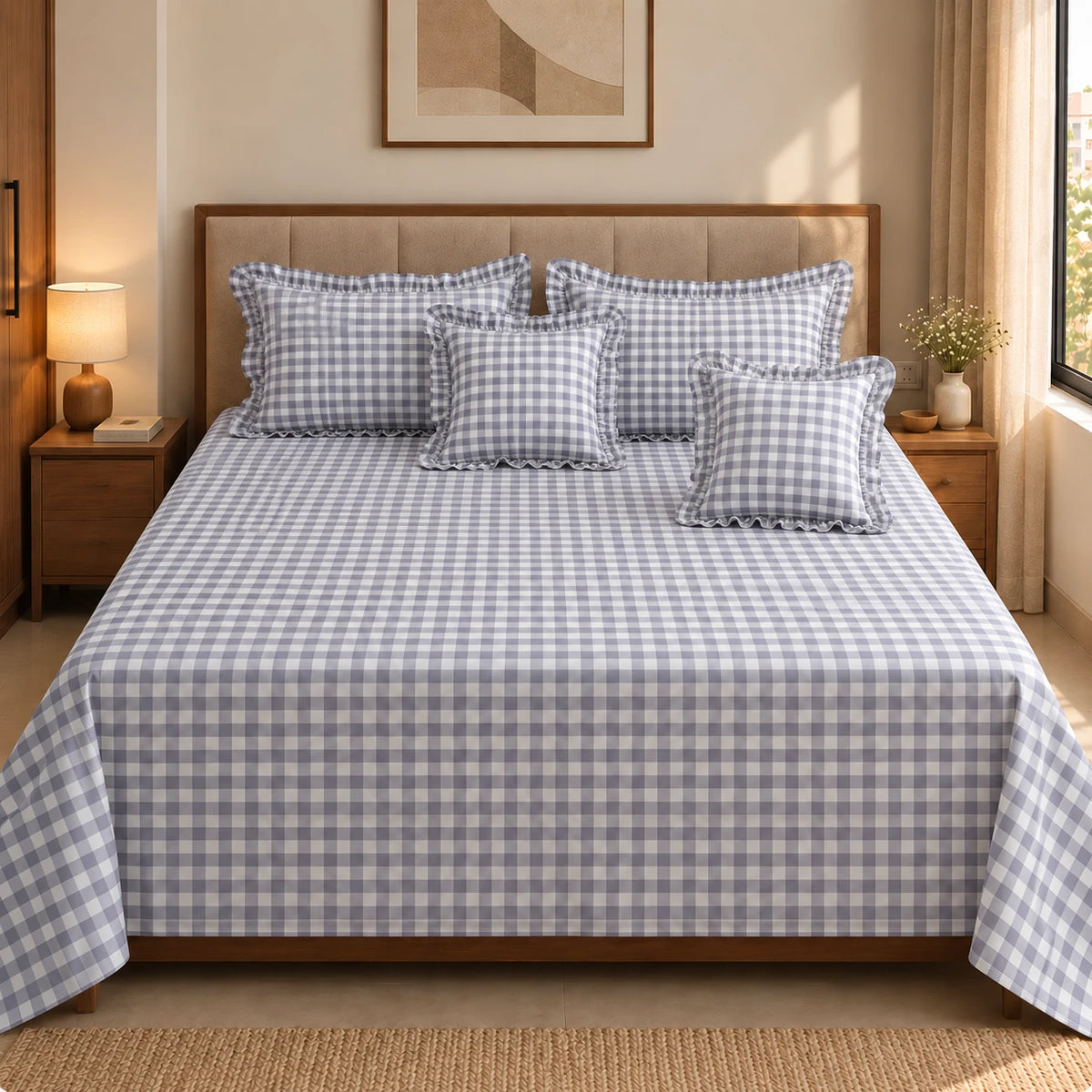 Juliette Haze - 5 Pieces - Ruffle Frill Bedding Set (90 x 100 inches)