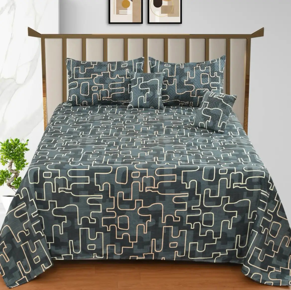 Vega - 5 Pieces - Quilted Bedding Set (90 x 90 inches)
