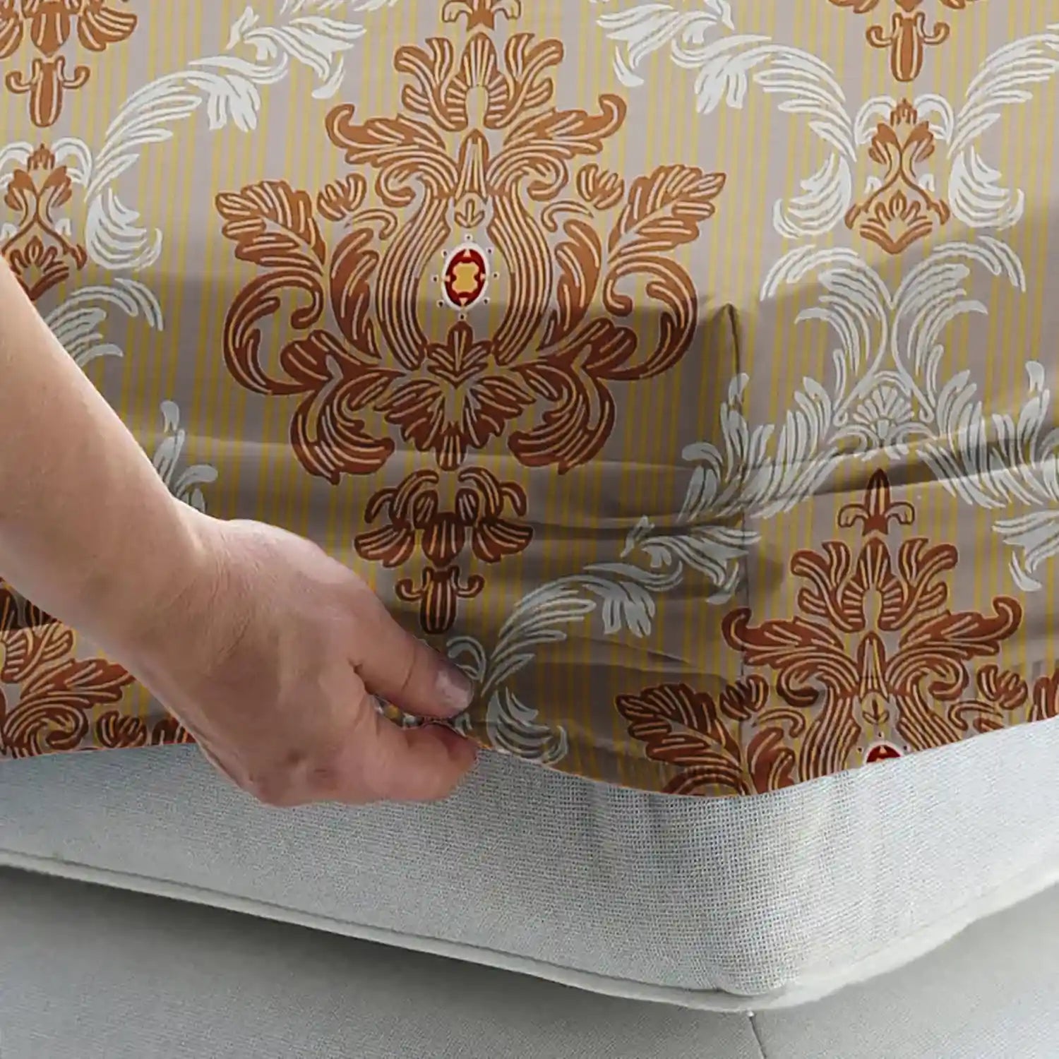 Venitian - King - Fitted Bedsheet (78×72 inches)